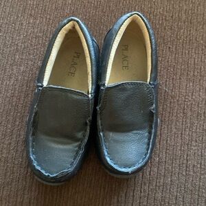 Dressy black shoes for toddlers